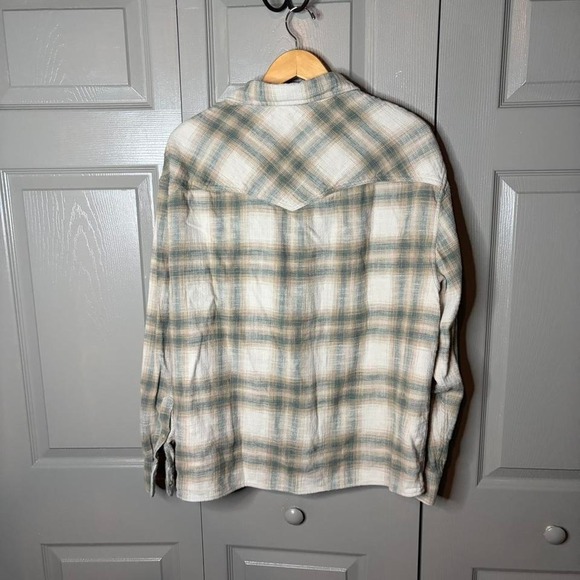 Abercrombie flannel Size XL - Picture 3 of 5